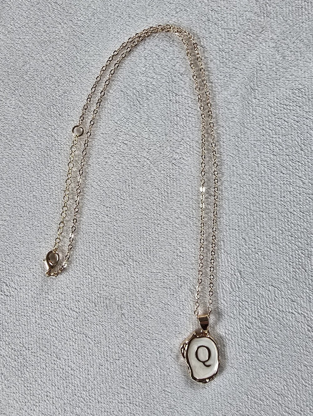 Oceanus▪️18K Gold Plated Oyster Shell Initial 'Q' Pendant Necklace Coastal